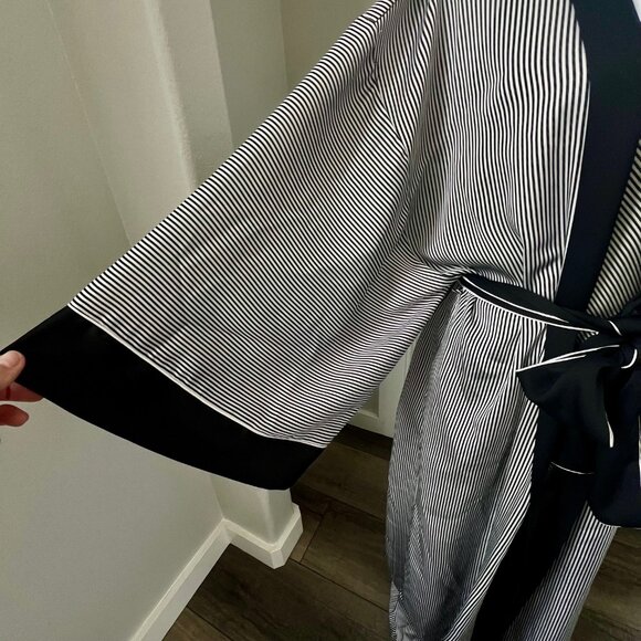 Victoria Secret Collection Gold Label Vintage Robe & Chemise Vintage Silky Gown - Picture 4 of 14